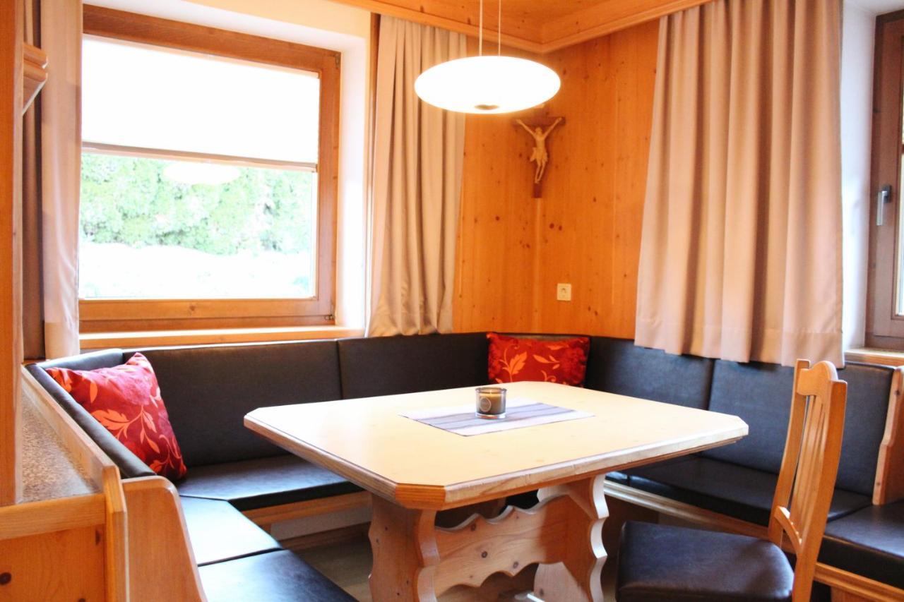 Appartement Pitztal-Hochzeiger Inclusive Pitztal-Sommer Card Йерценс Екстериор снимка