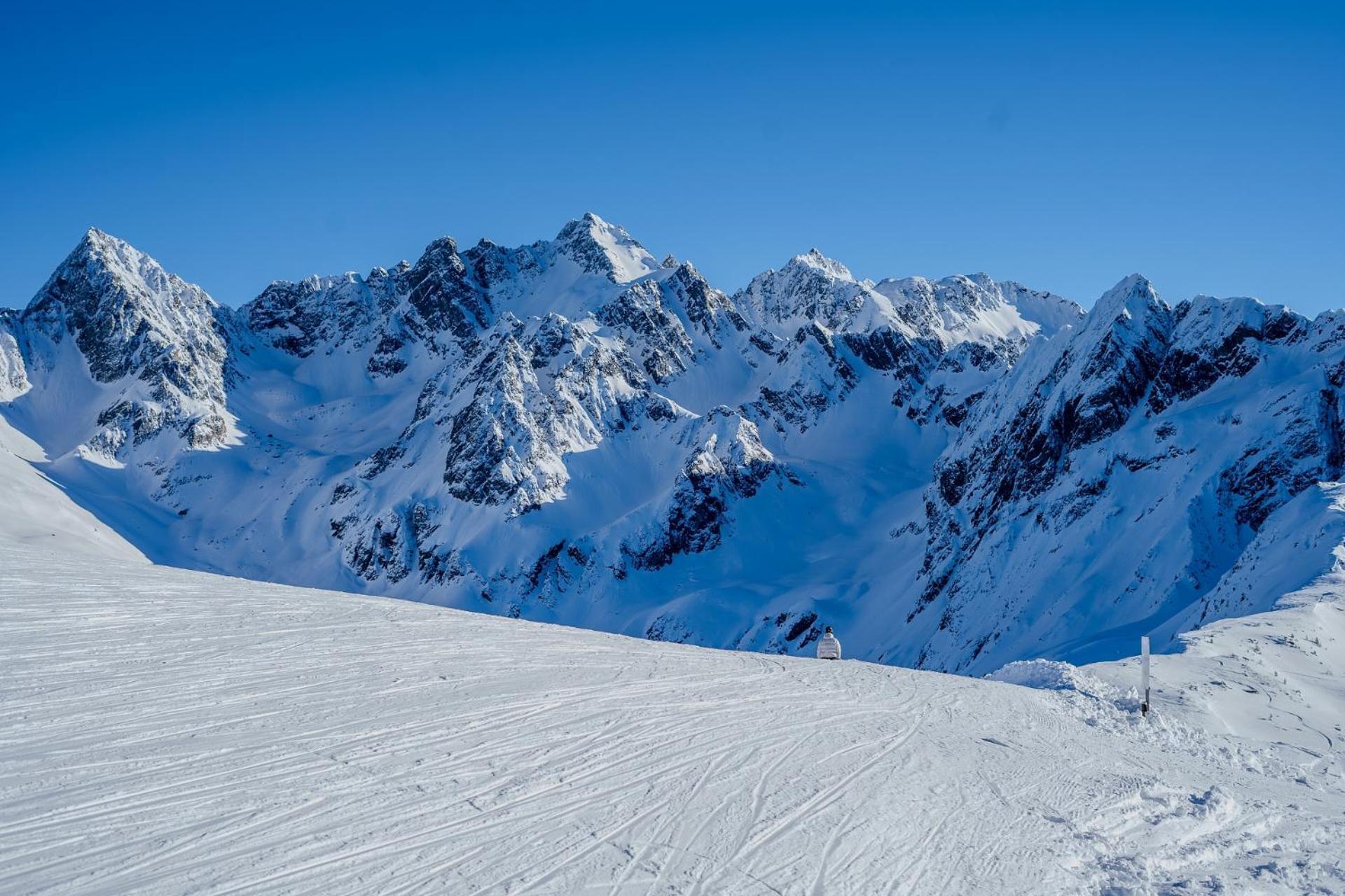 Appartement Pitztal-Hochzeiger Inclusive Pitztal-Sommer Card Йерценс Екстериор снимка