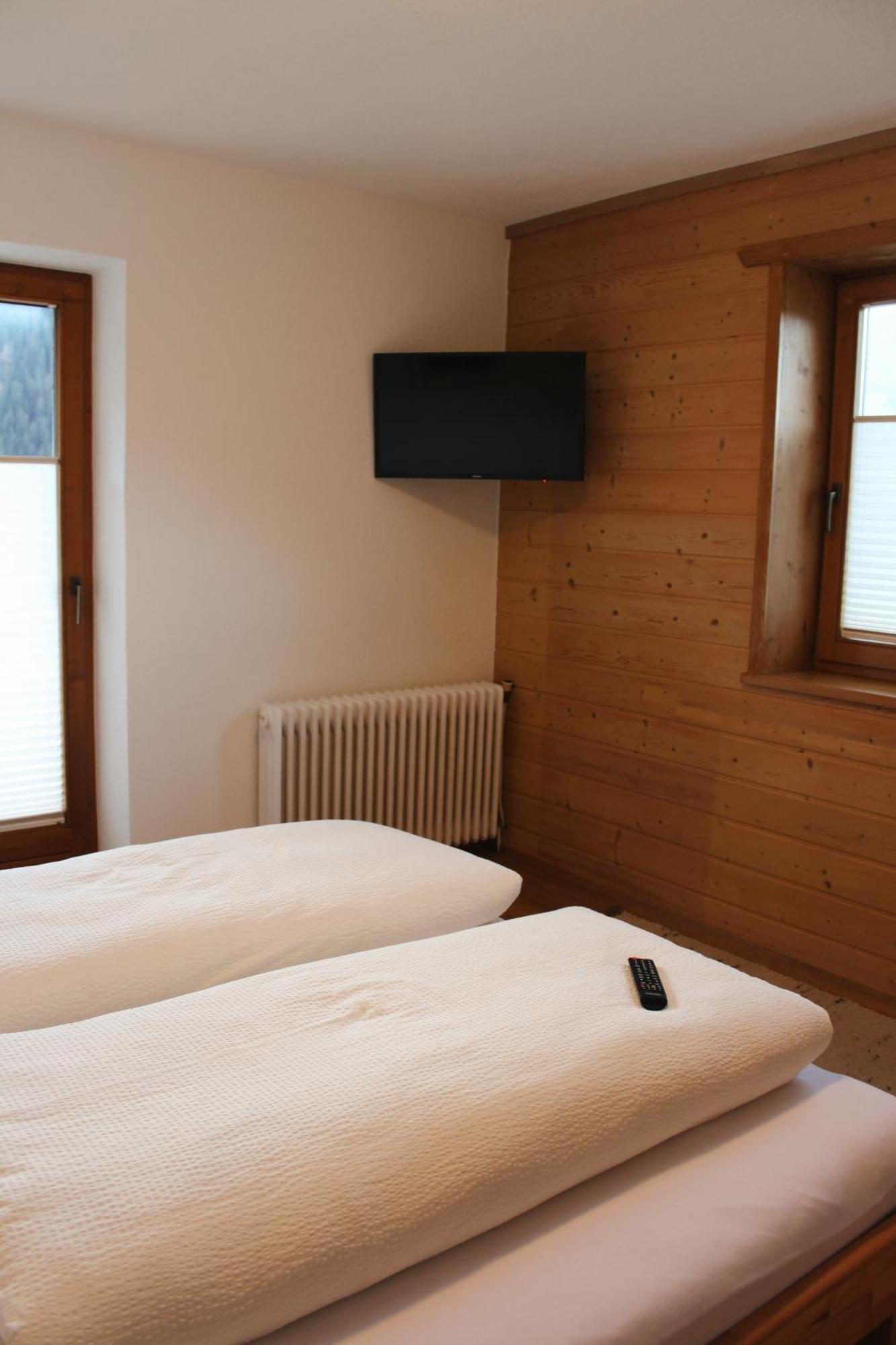 Appartement Pitztal-Hochzeiger Inclusive Pitztal-Sommer Card Йерценс Екстериор снимка